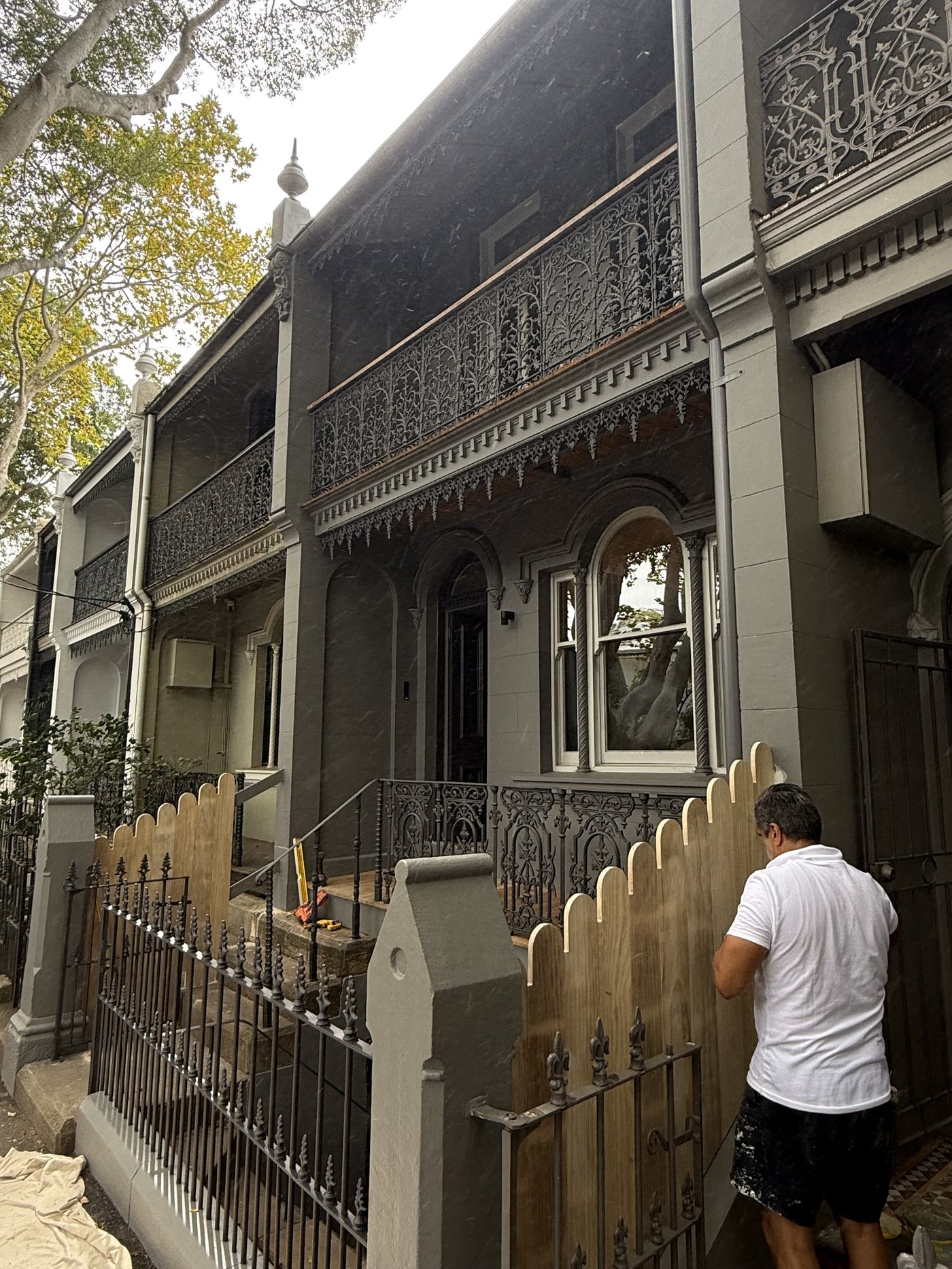 Heritage ironwork balcony restoration